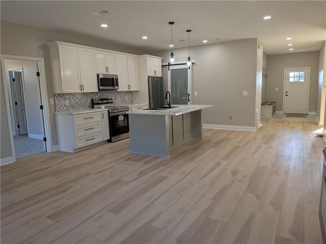 14404 E 49th Terrace, Kansas City, MO 64136