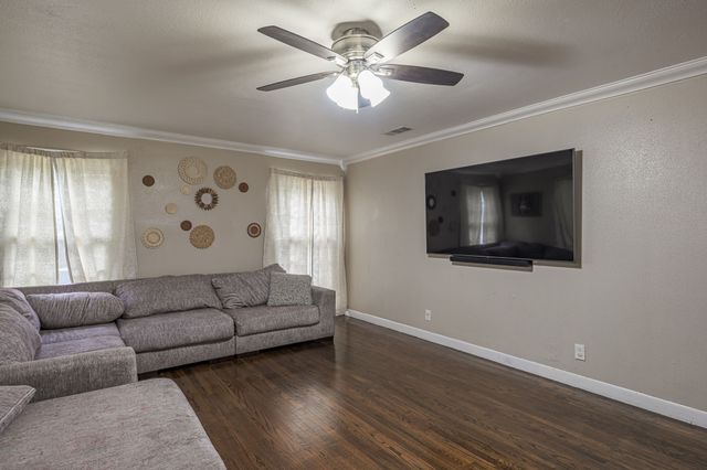 1500 Crescent Drive, Tyler, TX 75702