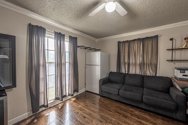 1500 Crescent Drive, Tyler, TX 75702