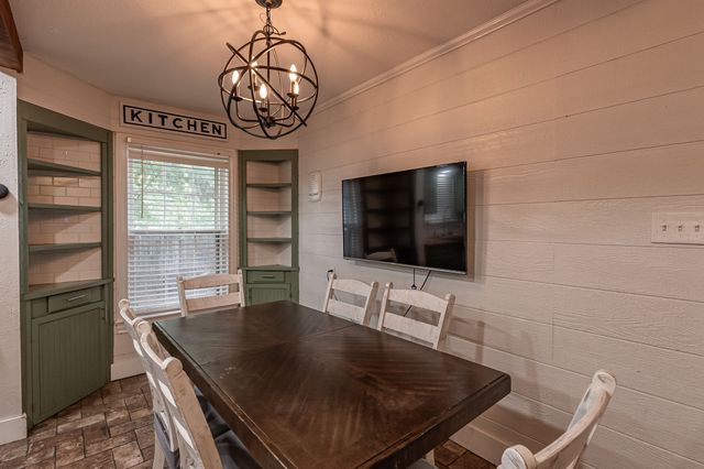 1500 Crescent Drive, Tyler, TX 75702