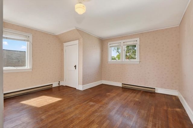 19 Lochmere Ave, Weymouth, MA 02191