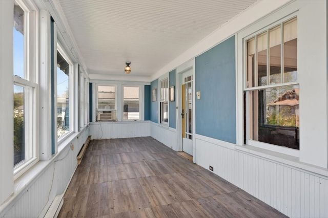 19 Lochmere Ave, Weymouth, MA 02191