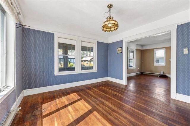 19 Lochmere Ave, Weymouth, MA 02191