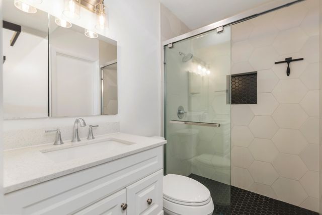 2474 Douglas Avenue, Delray Beach, FL 33444