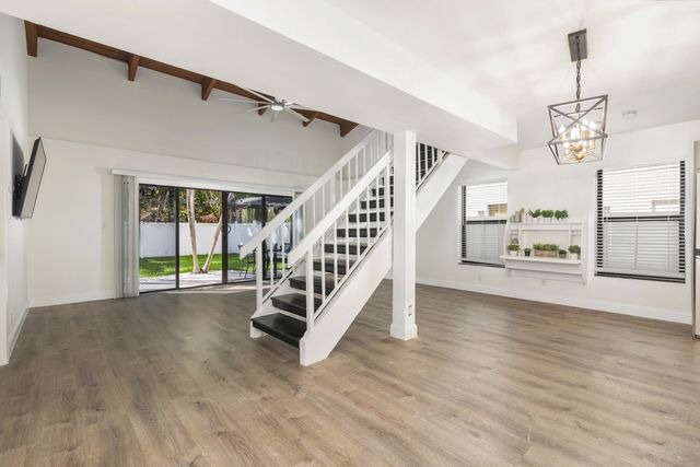 2474 Douglas Avenue, Delray Beach, FL 33444