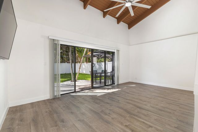 2474 Douglas Avenue, Delray Beach, FL 33444