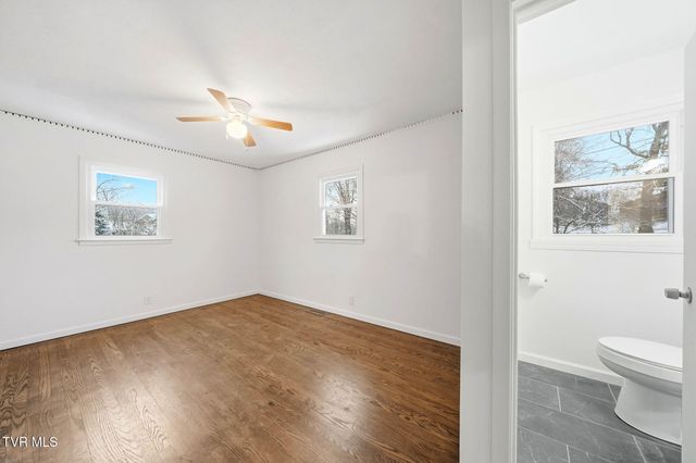 223 Poplar Hill Drive, Johnson City, TN 37604