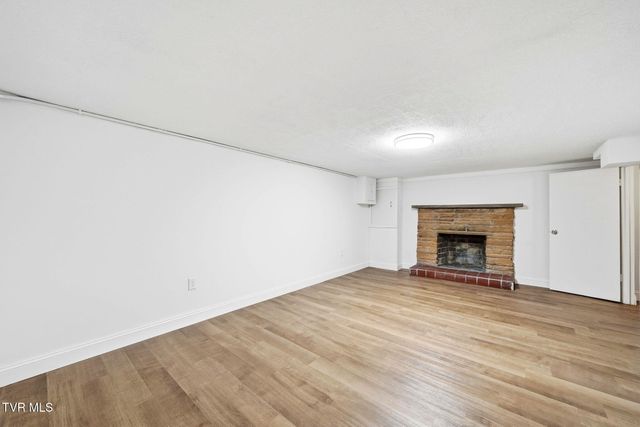 223 Poplar Hill Drive, Johnson City, TN 37604