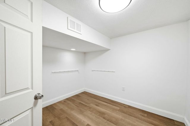 223 Poplar Hill Drive, Johnson City, TN 37604