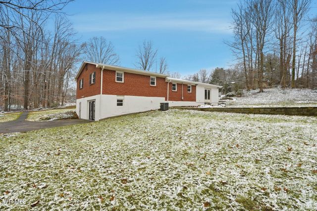 223 Poplar Hill Drive, Johnson City, TN 37604