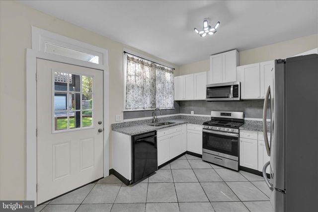 214 S LINCOLN AVE, Lebanon, PA 17042