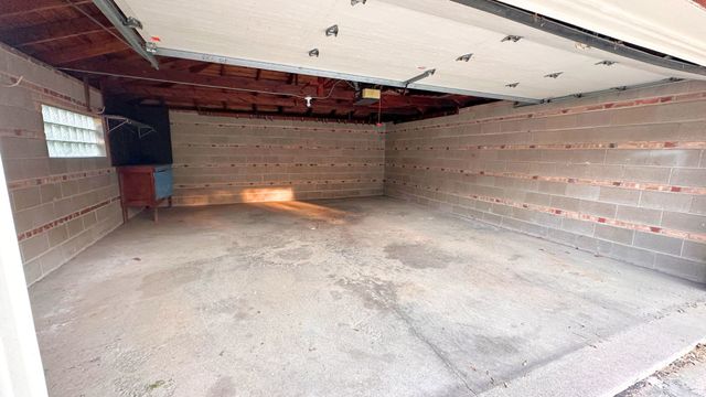 658 Mackinaw Avenue, Calumet City, IL 60409
