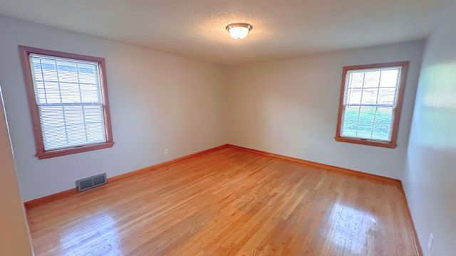658 Mackinaw Avenue, Calumet City, IL 60409