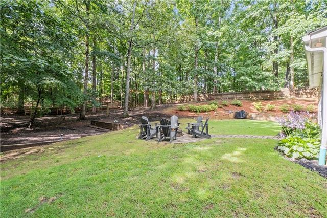 135 Sable Pointe Drive, Milton, GA 30004