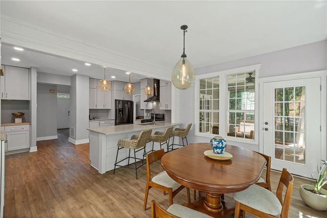 135 Sable Pointe Drive, Milton, GA 30004