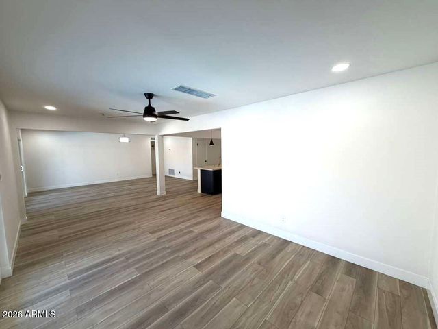 3836 W MYRTLE Avenue, Phoenix, AZ 85051