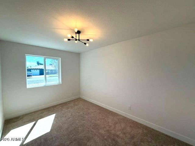 3836 W MYRTLE Avenue, Phoenix, AZ 85051