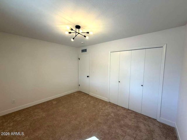 3836 W MYRTLE Avenue, Phoenix, AZ 85051