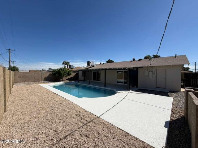 3836 W MYRTLE Avenue, Phoenix, AZ 85051