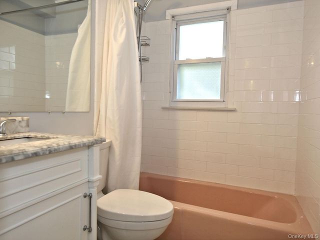 921 Jefferson Avenue, Mamaroneck, NY 10543