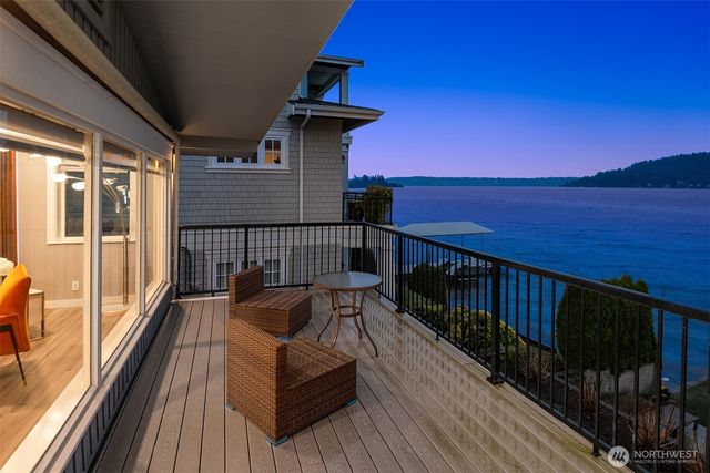 6631 Ripley Lane SE, Renton, WA 98056