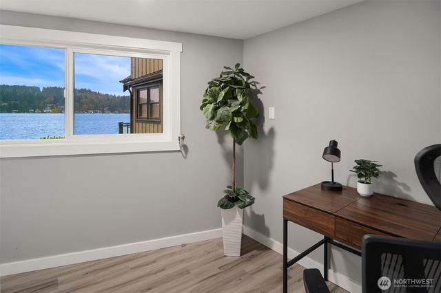 6631 Ripley Lane SE, Renton, WA 98056