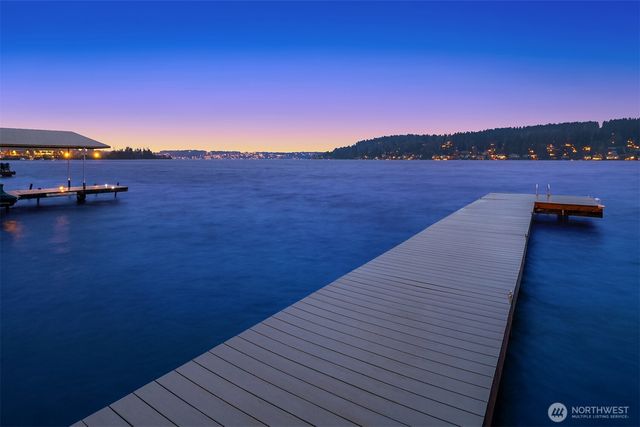 6631 Ripley Lane SE, Renton, WA 98056