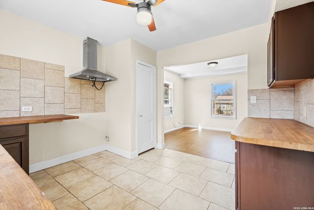 310 MERRY ANN DR, San Antonio, TX 78223