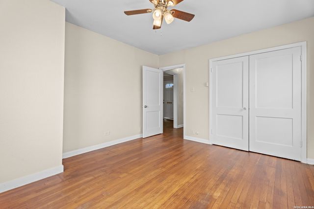 310 MERRY ANN DR, San Antonio, TX 78223