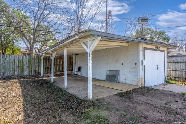 310 MERRY ANN DR, San Antonio, TX 78223