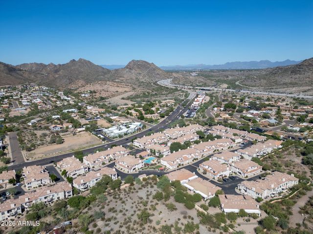 1747 E NORTHERN Avenue 102, Phoenix, AZ 85020