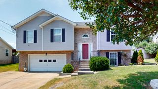 1496 Buchanon Dr, Clarksville, TN 37042