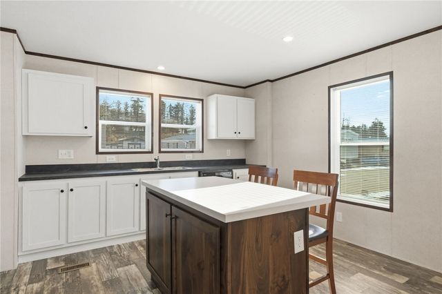 328 Festival, Canton Twp, PA 15301