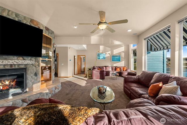 231 Key Lane, Chelan, WA 98816