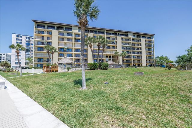 650 ISLAND WAY 204, Clearwater Beach, FL 33767