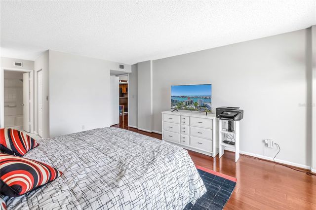 650 ISLAND WAY 204, Clearwater Beach, FL 33767