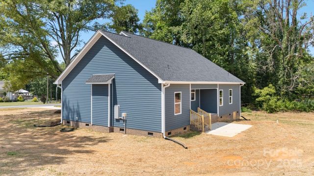 5436 NC 27 Highway, Vale, NC 28168