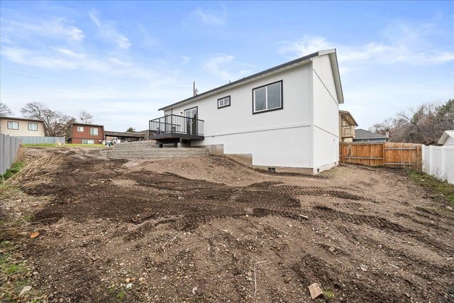 327 N Bannen Rd, Spokane Valley, WA 99216