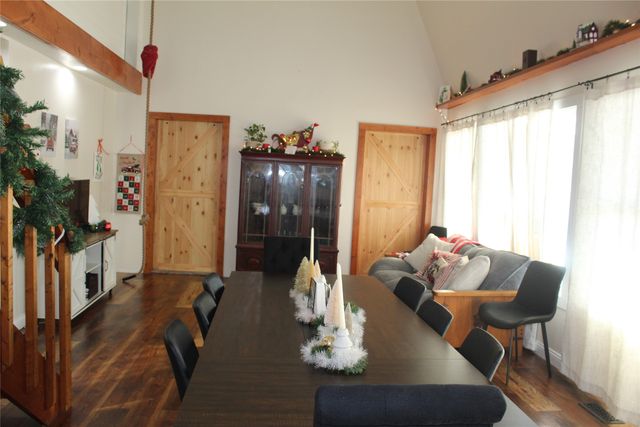 1834 Eaton Avenue, Leighton, IA 50143