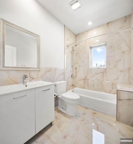 229 Wayne Avenue, Cliffside Park, NJ 07010