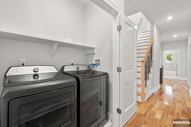 229 Wayne Avenue, Cliffside Park, NJ 07010