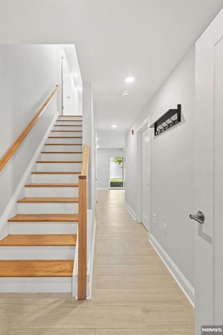 229 Wayne Avenue, Cliffside Park, NJ 07010