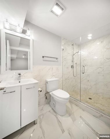229 Wayne Avenue, Cliffside Park, NJ 07010