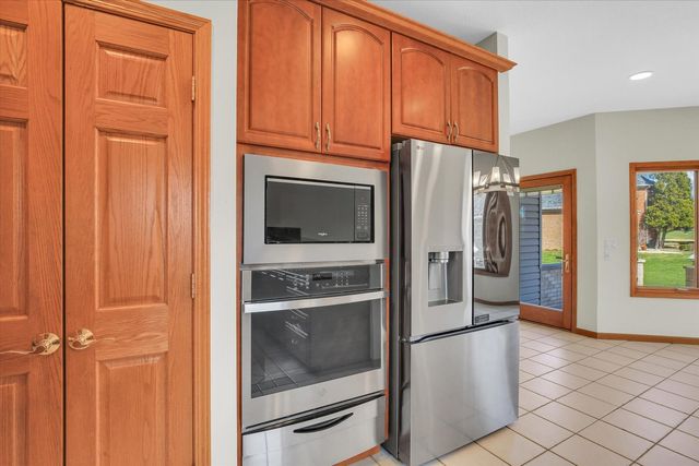 4412 Brittany Trail Drive, Champaign, IL 61822