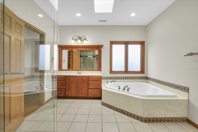 4412 Brittany Trail Drive, Champaign, IL 61822