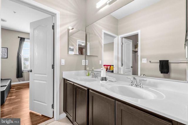 6728 OSBORNE HILL DR, Upper Marlboro, MD 20772