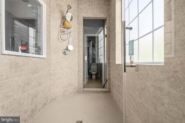 6728 OSBORNE HILL DR, Upper Marlboro, MD 20772