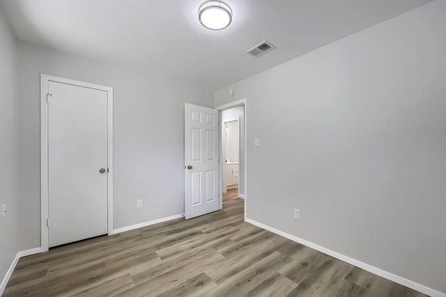 1521 Oakbrook Court, Lancaster, TX 75134