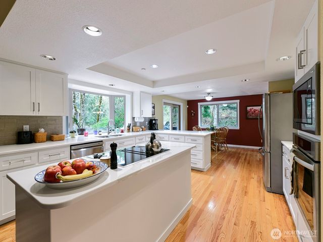 25216 238th Avenue SE, Maple Valley, WA 98038