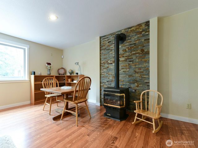 25216 238th Avenue SE, Maple Valley, WA 98038